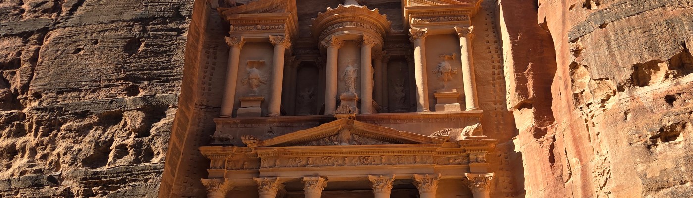 Petra Jordan Treasury